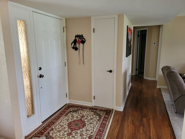 Foyer Area - 113 Golden Eye Dr Unit B