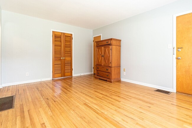 Photo - 2728 Riedling Dr Unit 1