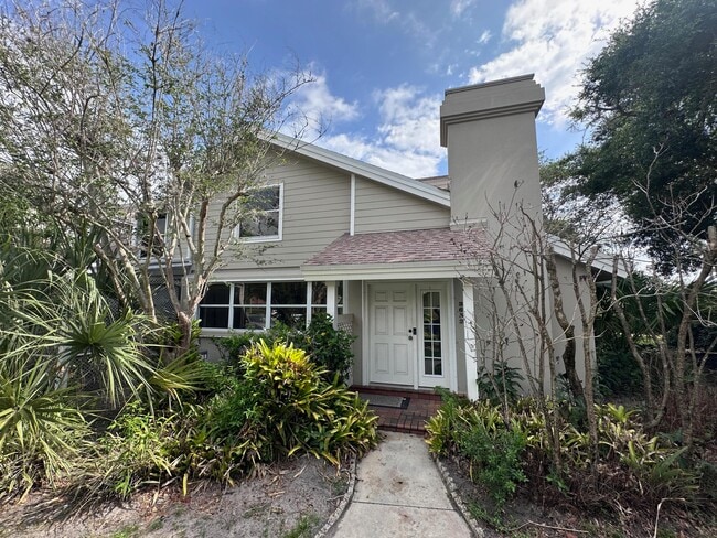 Building Photo - 3662 SW Sunset Trace Cir