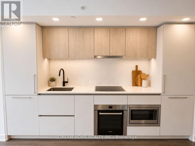 Photo - 609 Sherbourne St Unit 1601