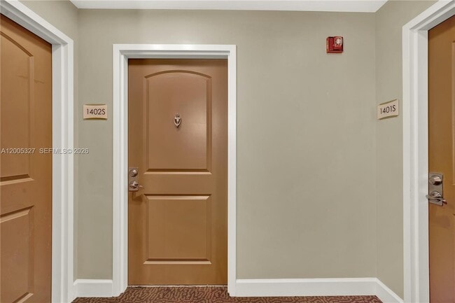 Building Photo - 7350 SW 89th St Unit 1402S