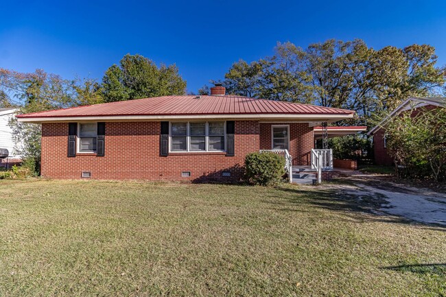 Brick Home For Rent in Goldsboro! 3 Bedroo... - Brick Home For Rent in Goldsboro! 3 Bedroo...