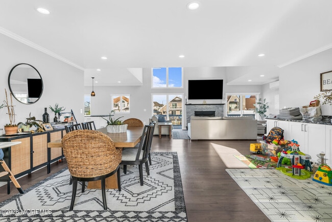 Photo - 3330 Windsor Ave