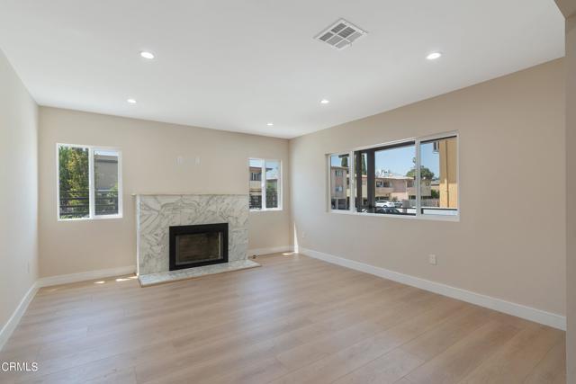 Photo - 1206 Tamarind Ave