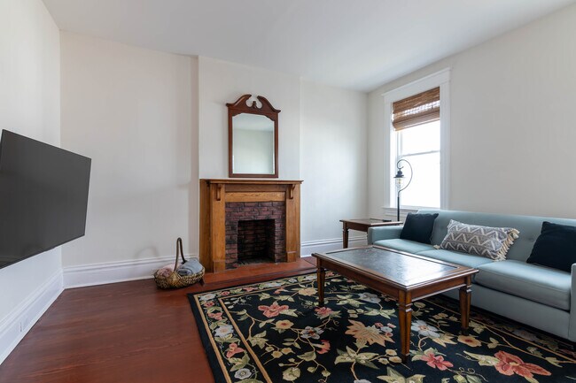 Photo - 2911 Brannon Ave