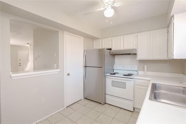 2813 Wimbledon Ct