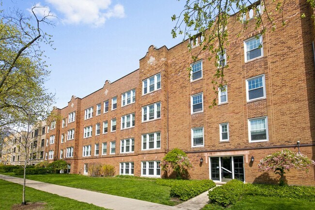 1908 W Morse Ave Unit 3