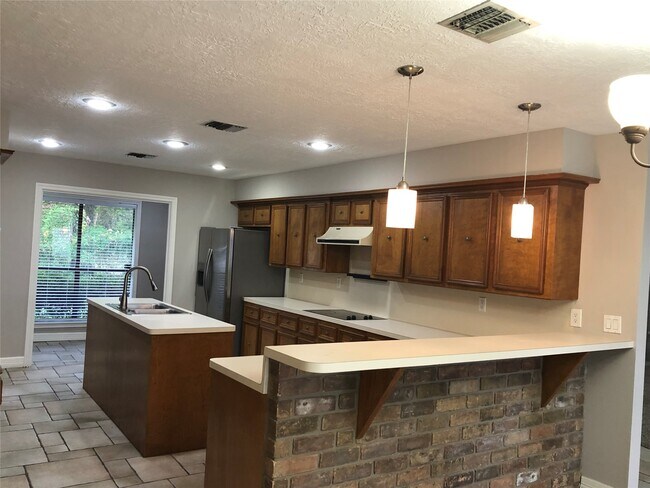 Photo - 3414 Wooddale Ln