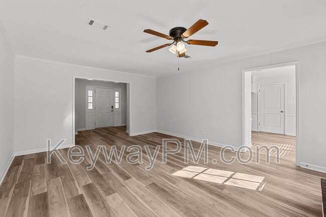 Photo - 4756 Red Leaf Way