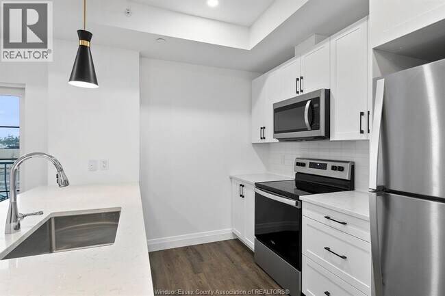 Photo - 3817 Howard Ave Unité 221