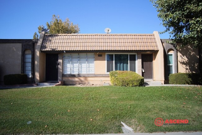 Apartment in Central Bakersfield! - Apartment in Central Bakersfield!