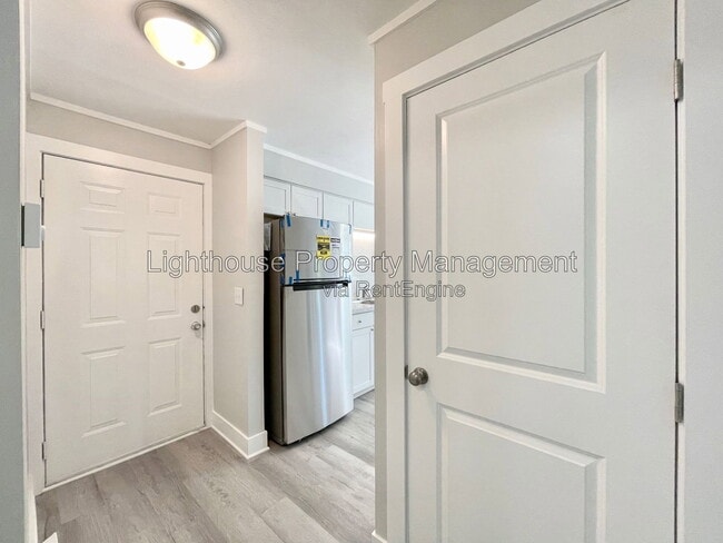 Photo - 1480 Carmil Dr Unit 2