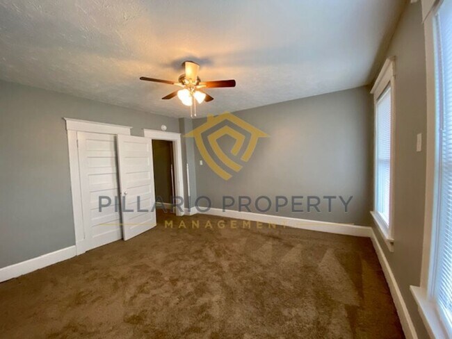 Photo - Upstairs Apartment Near Downtown Awaits! 2... Unit 4114 1/2 E Washington St