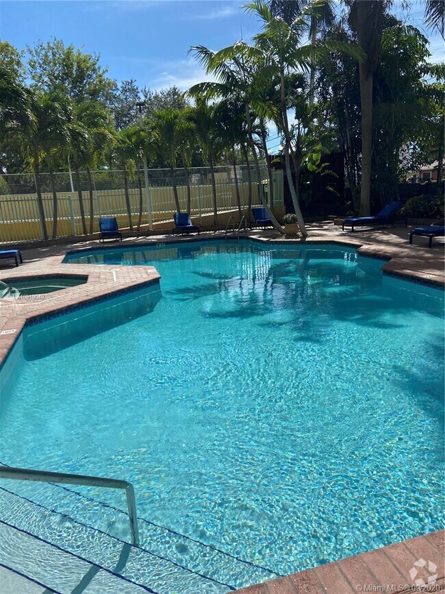 Building Photo - 3500 Coral Way Rental