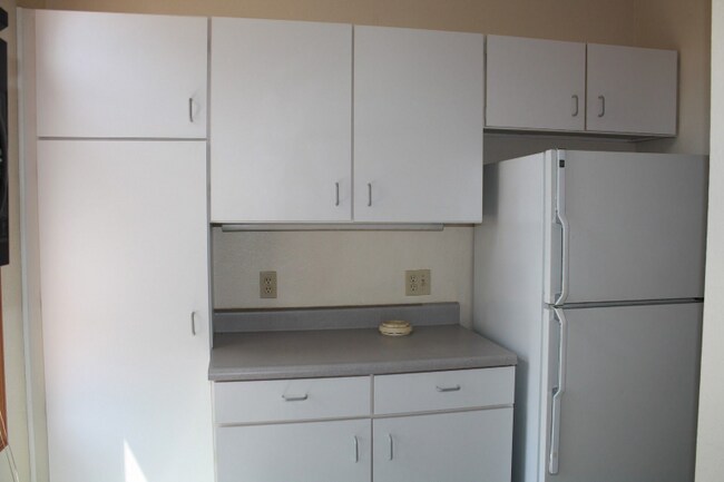 Photo - 118 E Ash St Unit Apt B