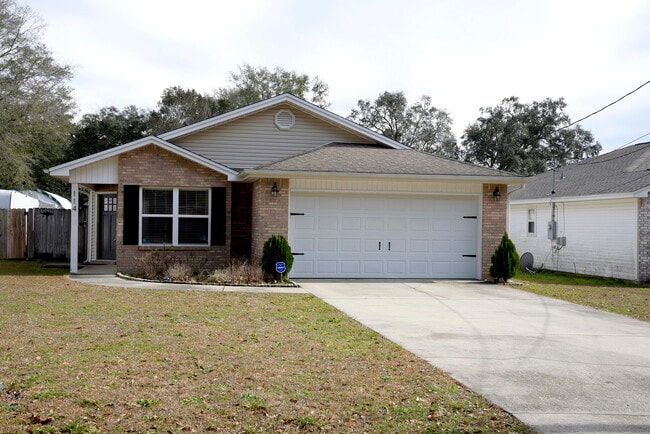 Photo - 114 Quince Ave