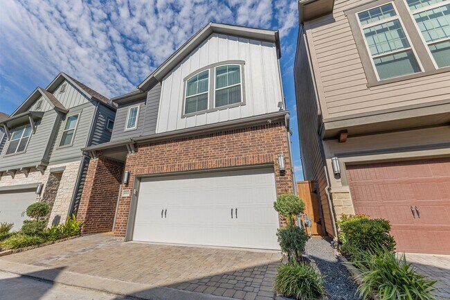 Photo - 10930 Brambling Wood Dr