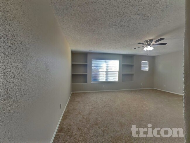 Photo - 10220 Nacimiento St NW