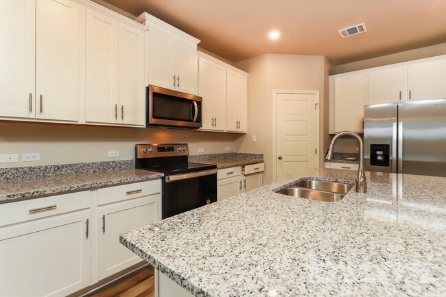 Photo - 5532 Shasta Pl