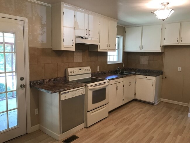 Photo - 330 Monte Vista Rd