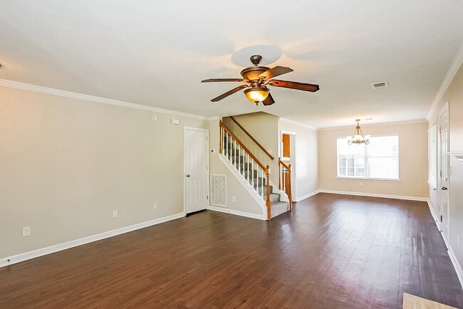 Photo - 208 Chandler's Pass Ct