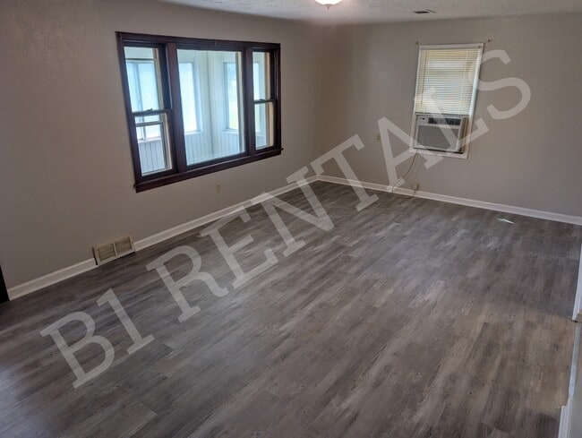 Photo - 742 S Obrien St