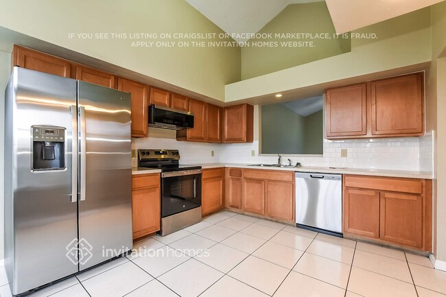 Photo - 156 Honeywood Dr