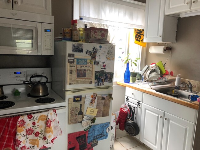 3133 Josephine apt A - 3133 Josephine  apt A