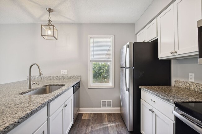 Photo - 3613-3615 Rhode Island Ave South Unit 3613