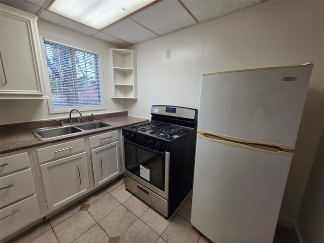 Photo - 207 Bryan St Unit A