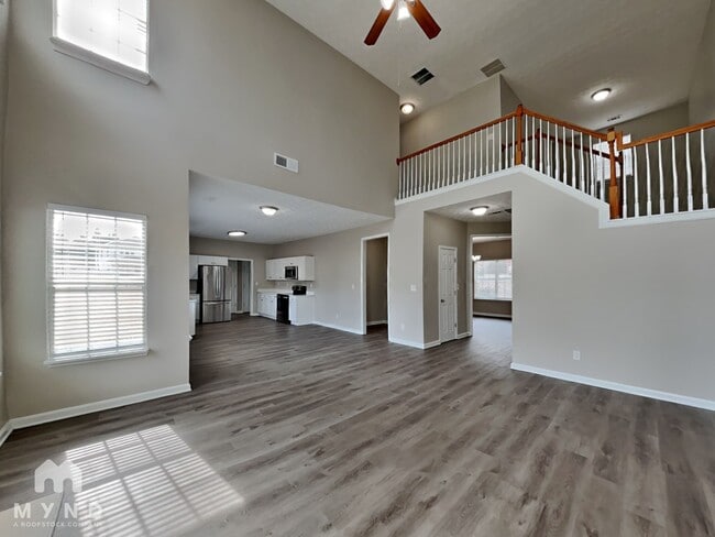 Photo - 3302 Summer Brooke Ln