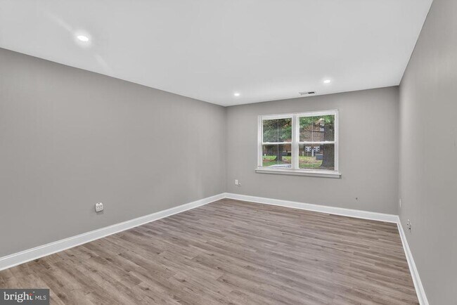 1807 Silver Ct