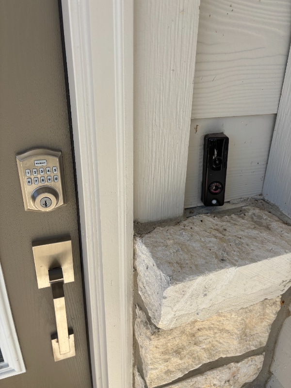 Photo - 9409 Chatside