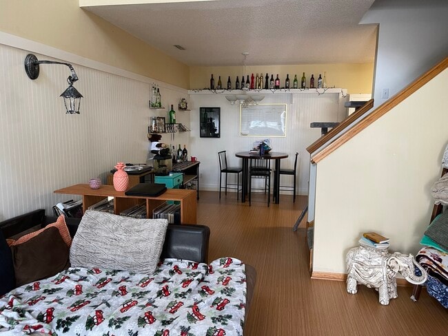 Photo - 1725 Countryside Dr
