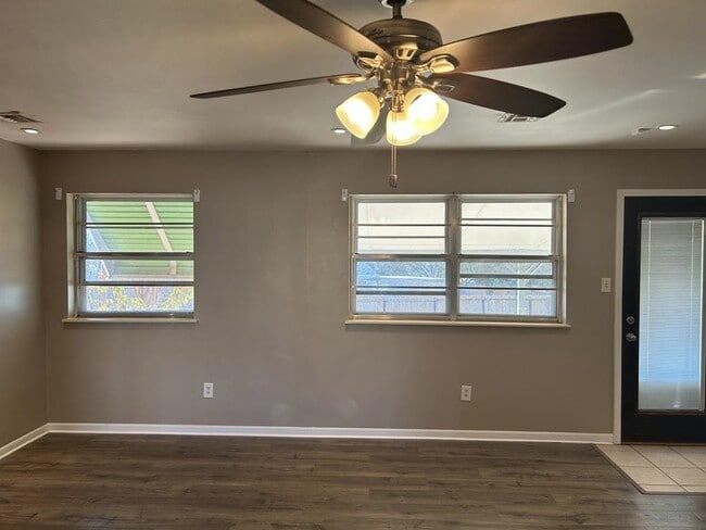 Photo - 4708 SE Sunnymeade