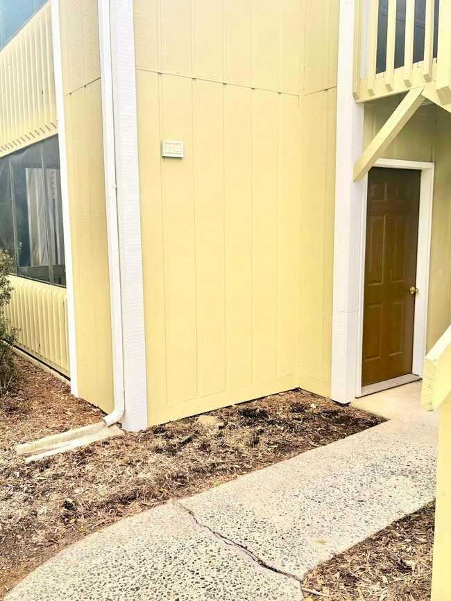 Building Photo - 110 Heywood Rd Unit 11A