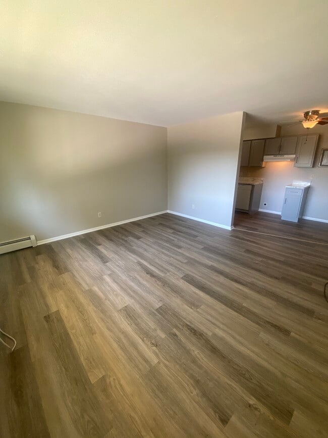 Living Room - River Park Apartments