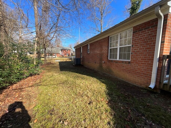 Photo - Ready to view! 3 bedroom, 2 bath Brick home in High Point near I-74