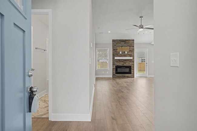 Photo - 199 Donegal Dr