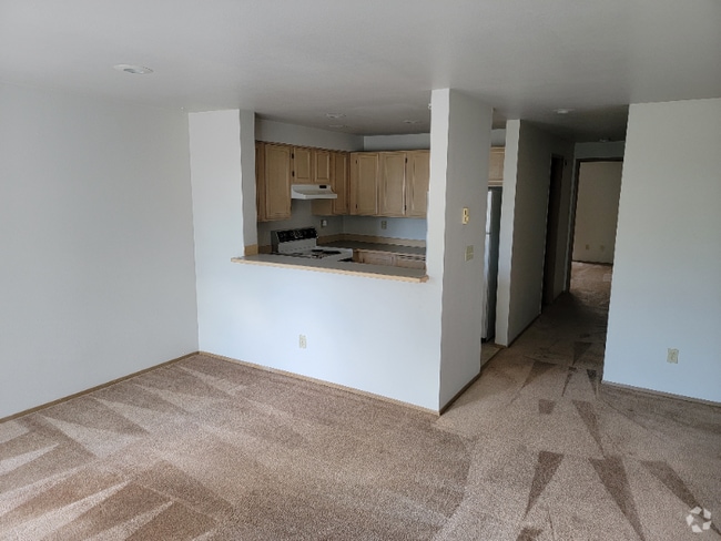 Building Photo - 10545 Greenwood Ave N Rental