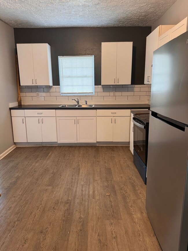 Floyd Street - Floyd Street Apartment Unit 1314