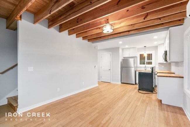 Photo - 32 E Citra St