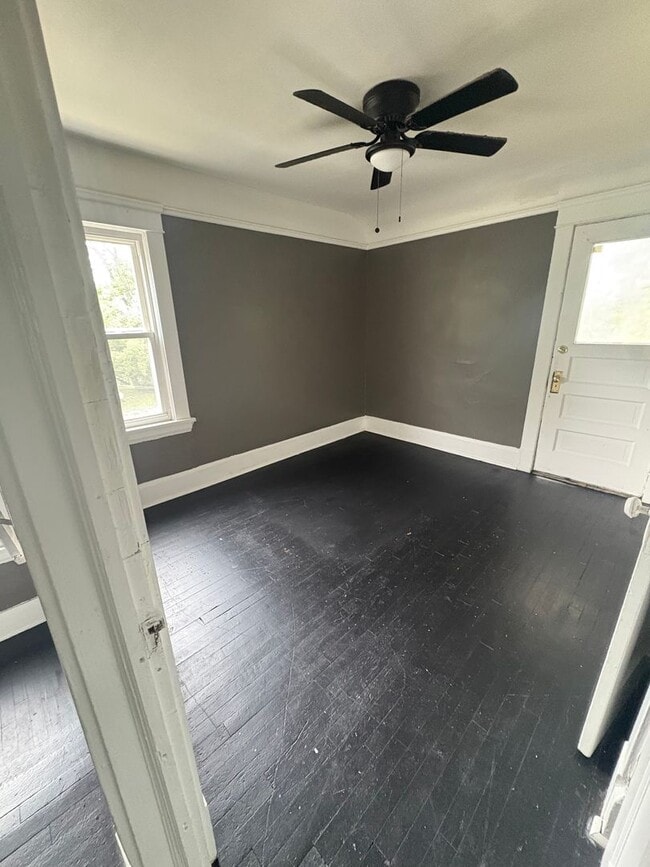 Photo - 14813 Alder Ave