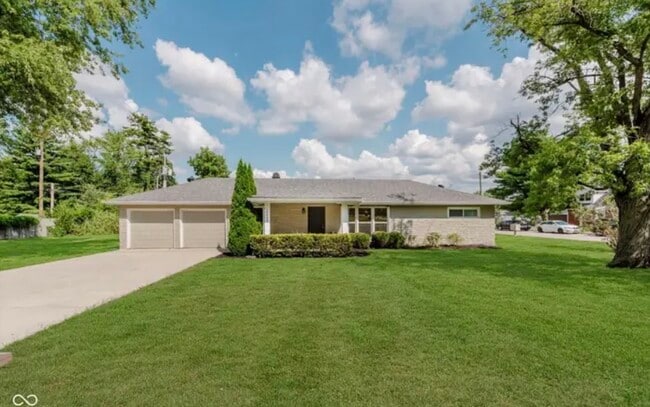 Building Photo - 10409 Barmore Ave