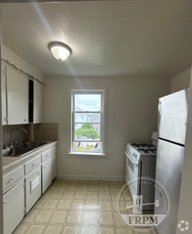 Building Photo - 285 Fountain St Unit 2 Rental