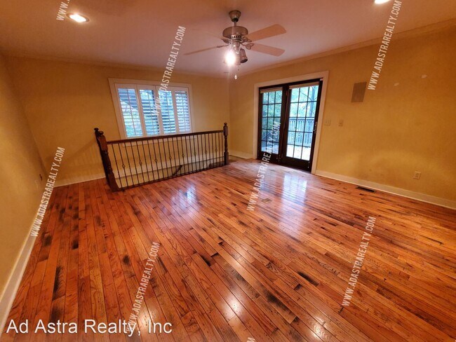 Photo - 3 br, 3.5 bath House - 4819 Jarboe St.