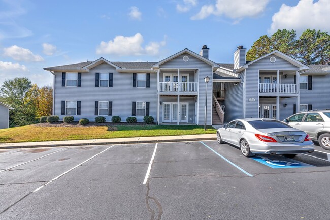 3 Bedroom 2 bath Condo In Greer Near the P... - 3 Bedroom 2 bath Condo In Greer Near the P...