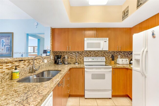 Photo - 17375 Collins Ave Unit 2207