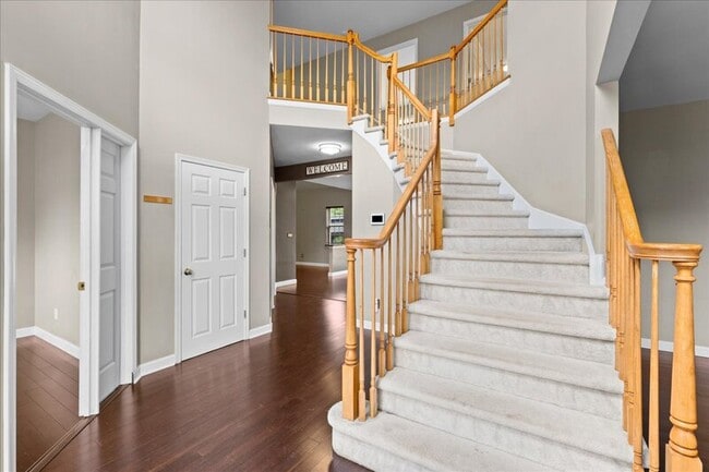 Photo - 49 Equestrian Dr