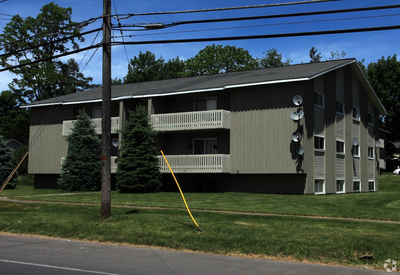 Photo - Chestnut Apartrments Apartments